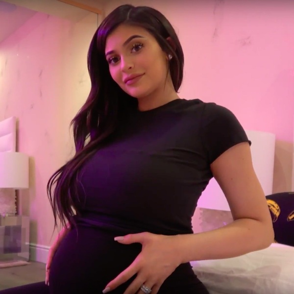 Kylie Jenner Does Not Plan To Keep Her Second Pregnancy Secret The Entire Time Is She Pregnant