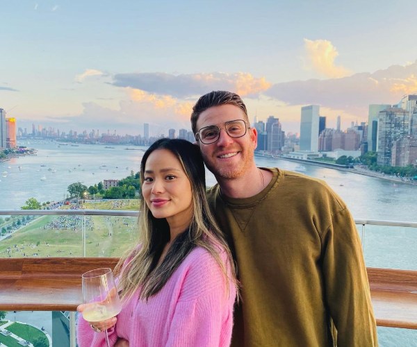 Bryan Greenberg and Jamie Chung welcomed twin children! Jamie Chung and Bryan Greenberg