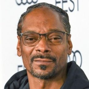 Snoop Dogg Bio, Affair, Married, Wife, Net Worth, Ethnicity, Age, Weight