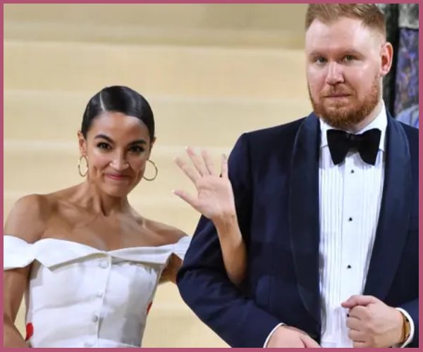 US Congresswomen Alexandria Ocasio Cortez Is Finally Engaged To Her   Alexandria Ocasio Cortez Engaged 