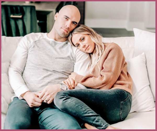 Date Back To The Relationship Timeline Of Jana Kramer And Ex Husband Mike Caussin Married 5936