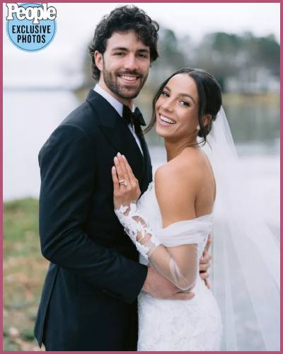 Romantic Details from Dansby Swanson and Mallory Swanson's Wedding :  u/BiographySet