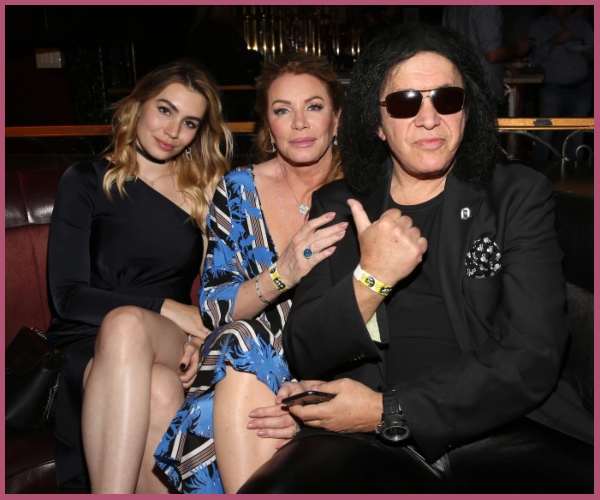 Gene Simmons Daughter Sophie Simmons Married Her Fiance In An Intimate Ceremony In Her Mothers 