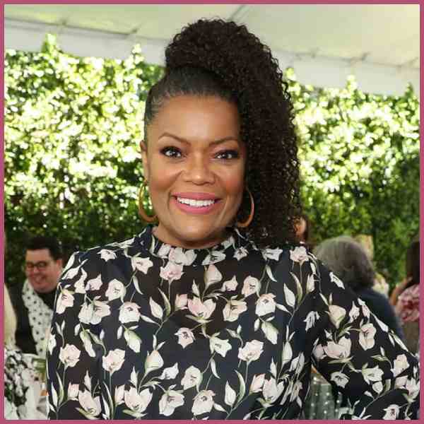 Yvette Nicole Brown Announced Her Engagement To Actor Anthony Davis Married Biography 7754