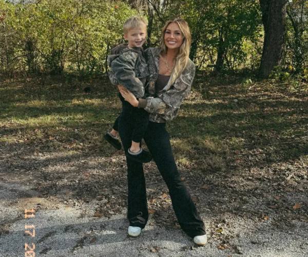 KT Smith is a mother to a 4-year-old son, Indigo, whom she shared with her ex-fiance Morgan Wallen