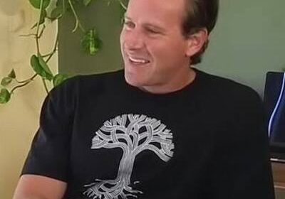 Armie Hammer reveals his experiment of dating a man!