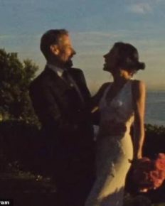 Ioan Gruffudd weds his fiancee, Bianca Wallace secretly!