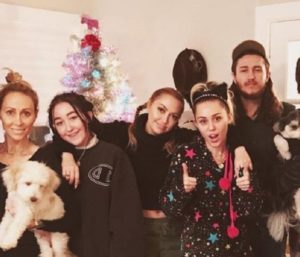 Tish Cyrus