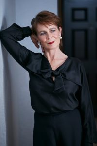 Celia Imrie