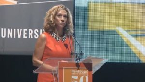 Beth Mowins