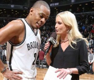 Sarah Kustok