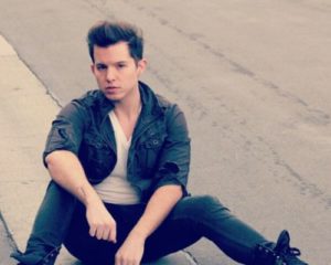 Simon Curtis