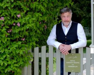 Vincent Regan