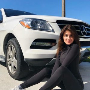 Roselie Arritola