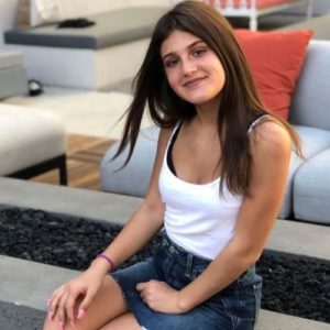 Roselie Arritola