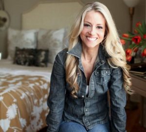 Nicole Curtis