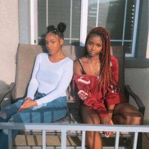 Niaalove1