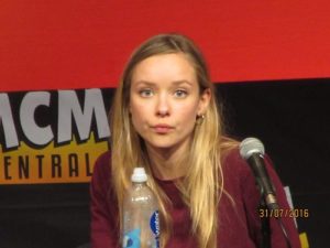 Alexandra Dowling