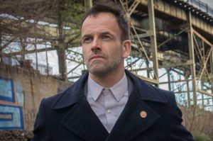 Jonny Lee Miller