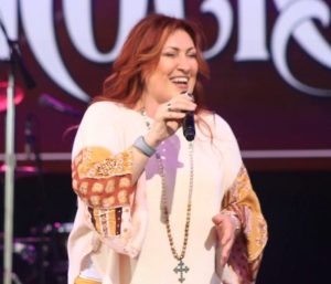 Jo Dee Messina
