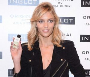 Anja Rubik
