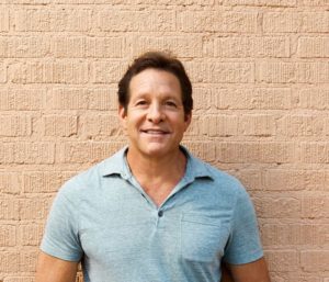 Steve Guttenberg
