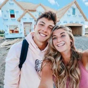 Katie Betzing(Youtube Star)