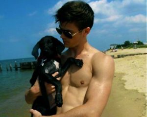 Grant Gustin